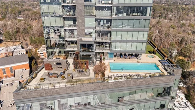 3630 Peachtree Road Ne Unit 1909, Atlanta, Georgia 30326, 1 Bedroom Bedrooms, ,1 BathroomBathrooms,Residential,For Sale,3630 Peachtree Road Ne Unit 1909,7675496