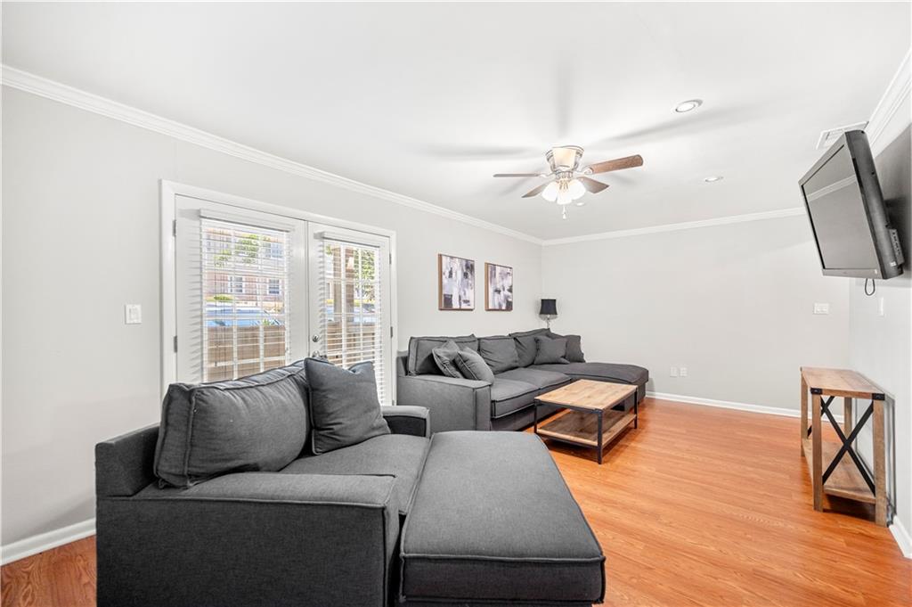 6900 Roswell Road Unit Q#16, Atlanta, Georgia 30328, 2 Bedrooms Bedrooms, ,2 BathroomsBathrooms,Residential,Sold,6900 Roswell Road Unit Q#16,7301345