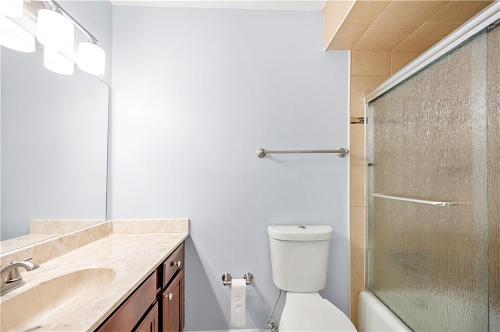 6900 Roswell Road Unit Q#16, Atlanta, Georgia 30328, 2 Bedrooms Bedrooms, ,2 BathroomsBathrooms,Residential,Sold,6900 Roswell Road Unit Q#16,7301345