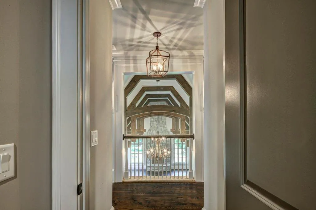 4922 Powers Ferry Road, Atlanta, Georgia 30327, 5 Bedrooms Bedrooms, ,5 BathroomsBathrooms,Residential,Sold,4922 Powers Ferry Road,5684027
