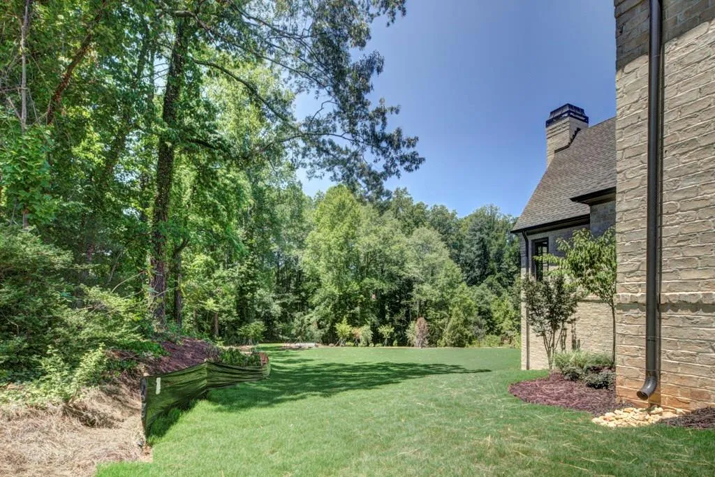 4922 Powers Ferry Road, Atlanta, Georgia 30327, 5 Bedrooms Bedrooms, ,5 BathroomsBathrooms,Residential,Sold,4922 Powers Ferry Road,5684027
