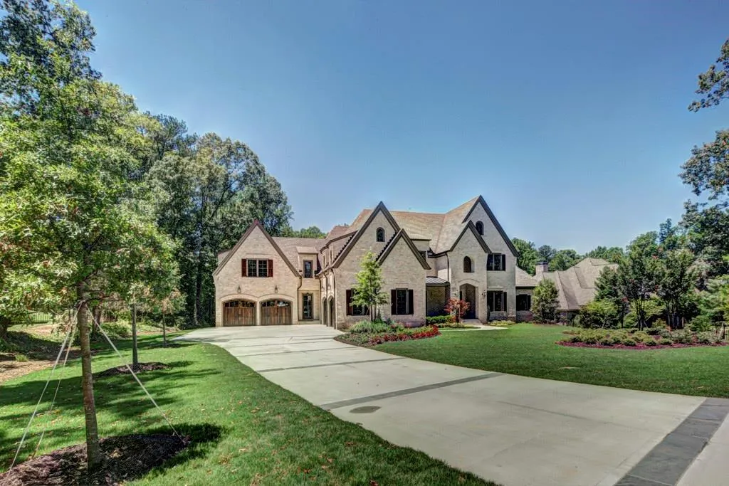 4922 Powers Ferry Road, Atlanta, Georgia 30327, 5 Bedrooms Bedrooms, ,5 BathroomsBathrooms,Residential,Sold,4922 Powers Ferry Road,5684027