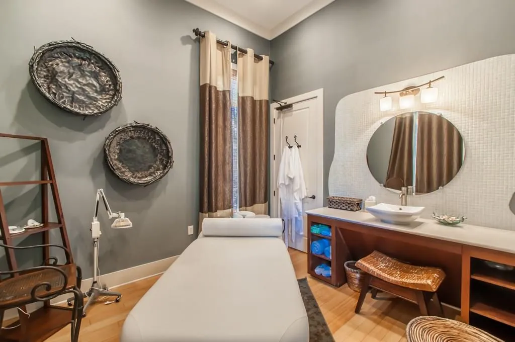 200 River Vista Drive Unit 510, Atlanta, Georgia 30339, 2 Bedrooms Bedrooms, ,2 BathroomsBathrooms,Residential,Sold,200 River Vista Drive Unit 510,5905241