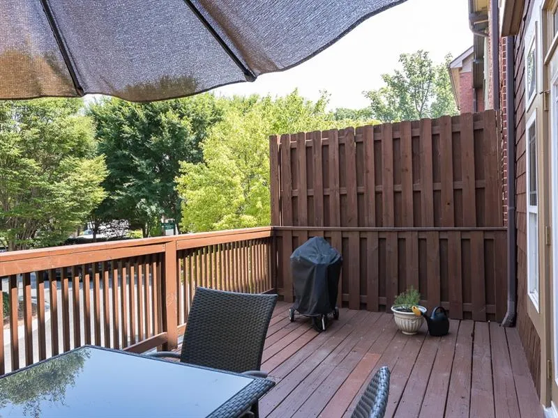 47 High Top Way, Atlanta, Georgia 30328, 3 Bedrooms Bedrooms, ,3 BathroomsBathrooms,Residential,Sold,47 High Top Way,6651091