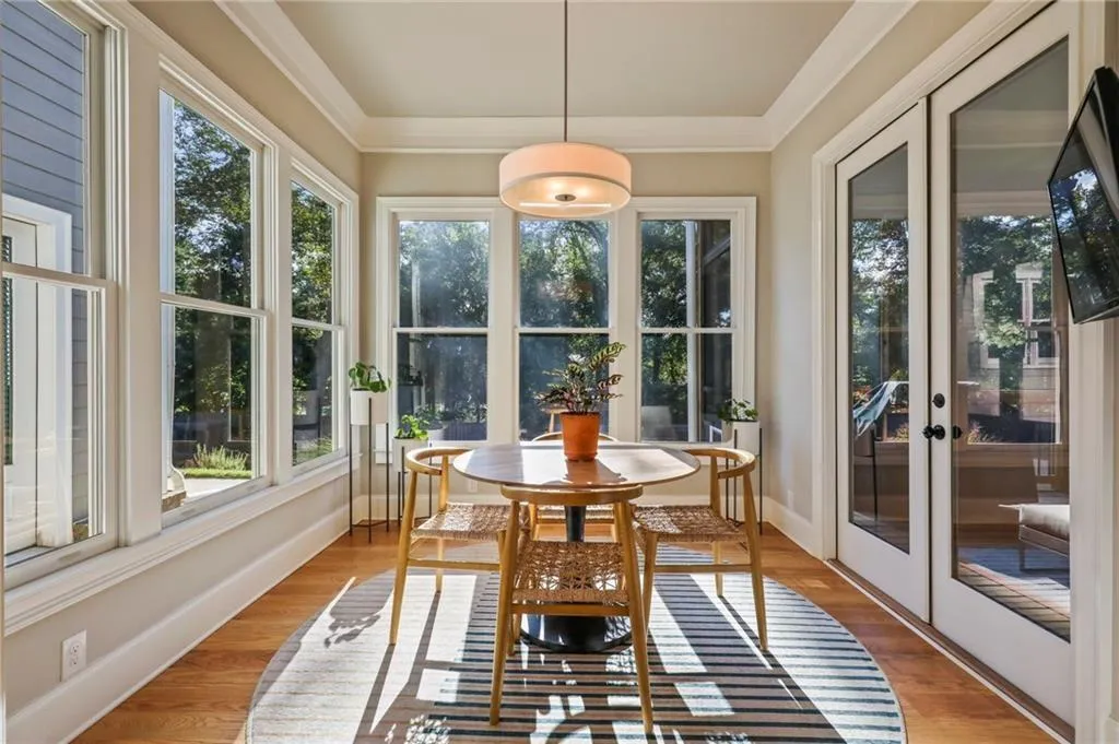 751 Spalding Drive, Atlanta, Georgia 30328, 4 Bedrooms Bedrooms, ,4 BathroomsBathrooms,Residential,Sold,751 Spalding Drive,7188861