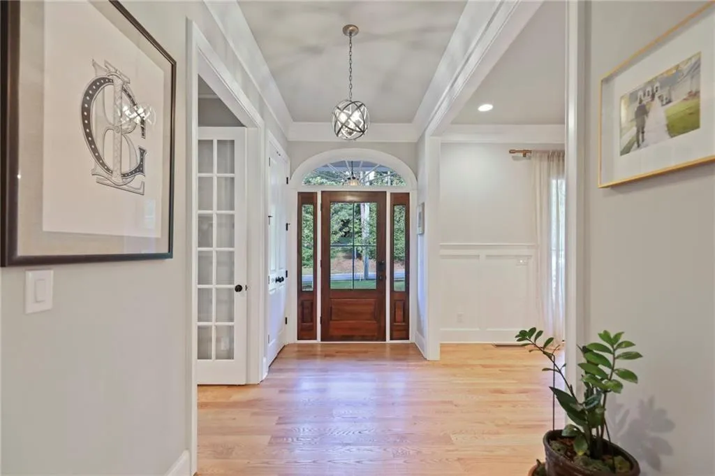 751 Spalding Drive, Atlanta, Georgia 30328, 4 Bedrooms Bedrooms, ,4 BathroomsBathrooms,Residential,Sold,751 Spalding Drive,7188861