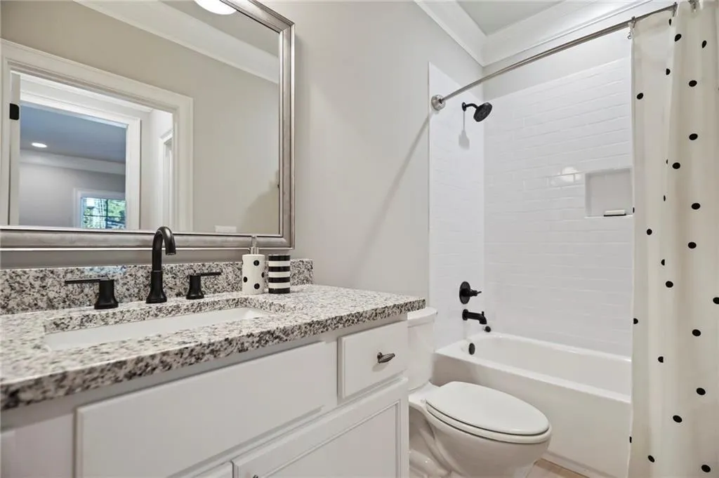 751 Spalding Drive, Atlanta, Georgia 30328, 4 Bedrooms Bedrooms, ,4 BathroomsBathrooms,Residential,Sold,751 Spalding Drive,7188861