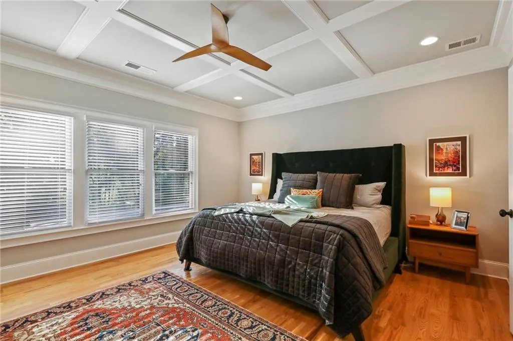 751 Spalding Drive, Atlanta, Georgia 30328, 4 Bedrooms Bedrooms, ,4 BathroomsBathrooms,Residential,Sold,751 Spalding Drive,7188861