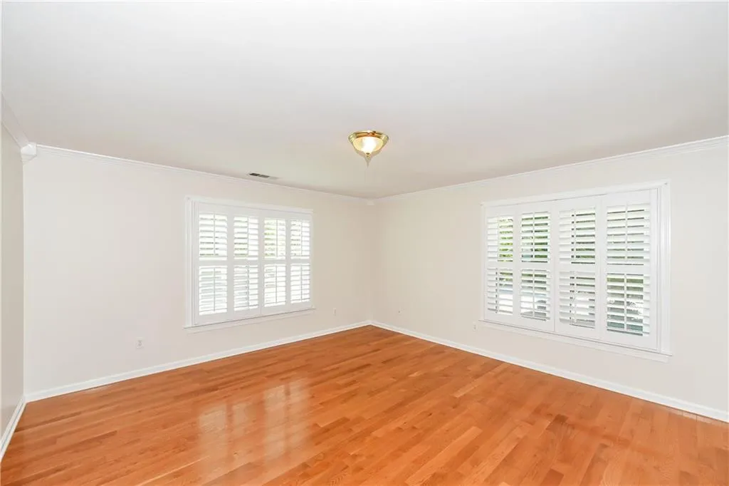 700 Spalding Heights Drive, Sandy Springs, Georgia 30350, 5 Bedrooms Bedrooms, ,4 BathroomsBathrooms,Residential,Sold,700 Spalding Heights Drive,6715498