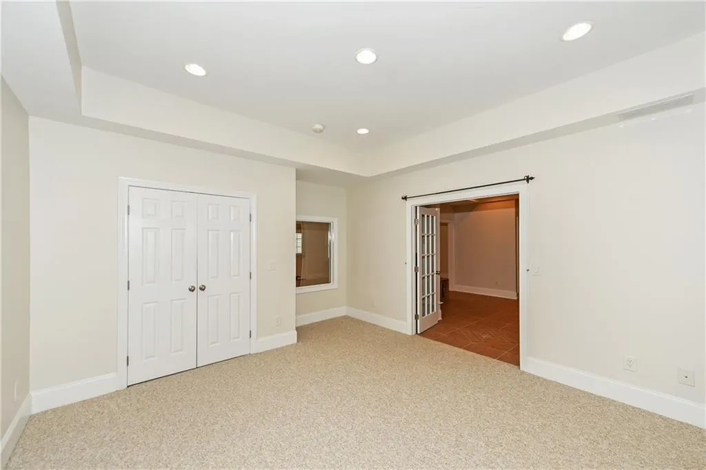 700 Spalding Heights Drive, Sandy Springs, Georgia 30350, 5 Bedrooms Bedrooms, ,4 BathroomsBathrooms,Residential,Sold,700 Spalding Heights Drive,6715498