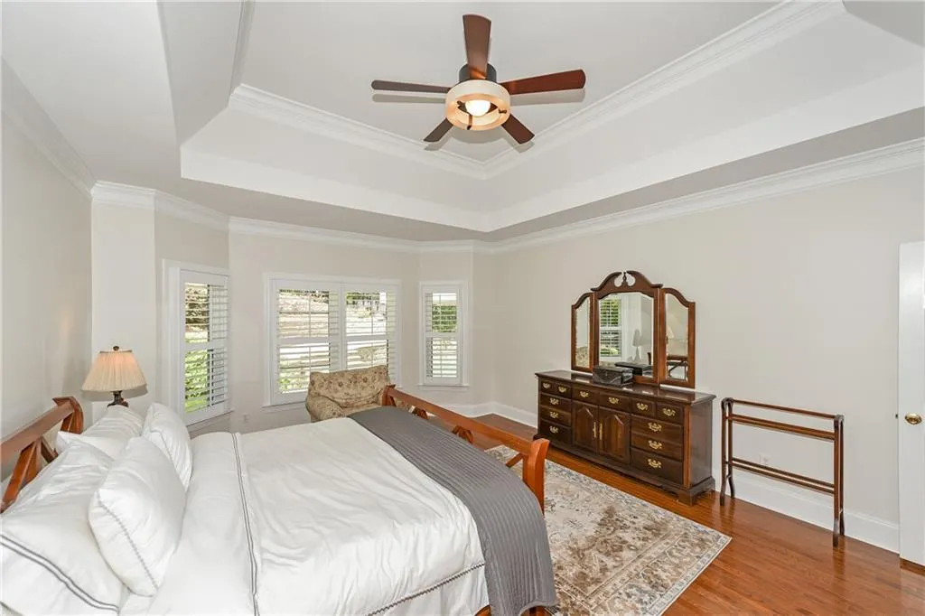 700 Spalding Heights Drive, Sandy Springs, Georgia 30350, 5 Bedrooms Bedrooms, ,4 BathroomsBathrooms,Residential,Sold,700 Spalding Heights Drive,6715498