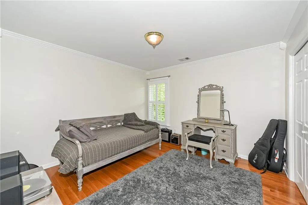 700 Spalding Heights Drive, Sandy Springs, Georgia 30350, 5 Bedrooms Bedrooms, ,4 BathroomsBathrooms,Residential,Sold,700 Spalding Heights Drive,6715498