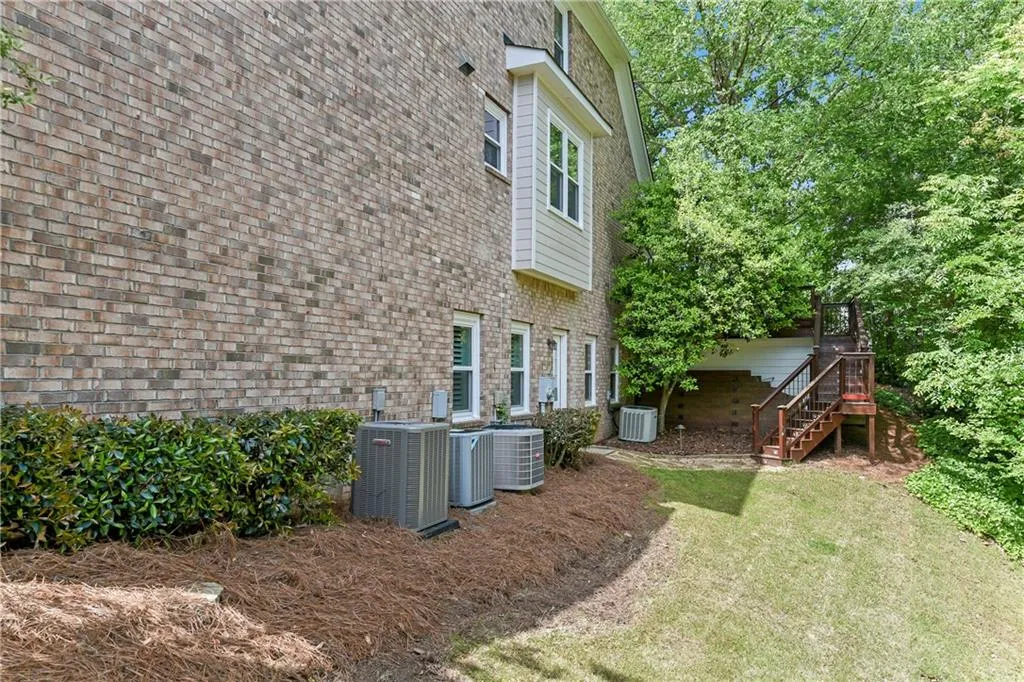 700 Spalding Heights Drive, Sandy Springs, Georgia 30350, 5 Bedrooms Bedrooms, ,4 BathroomsBathrooms,Residential,Sold,700 Spalding Heights Drive,6715498
