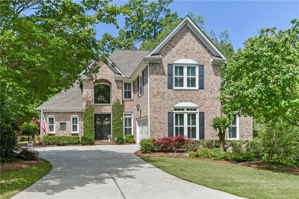 700 Spalding Heights Drive, Sandy Springs, Georgia 30350, 5 Bedrooms Bedrooms, ,4 BathroomsBathrooms,Residential,Sold,700 Spalding Heights Drive,6715498