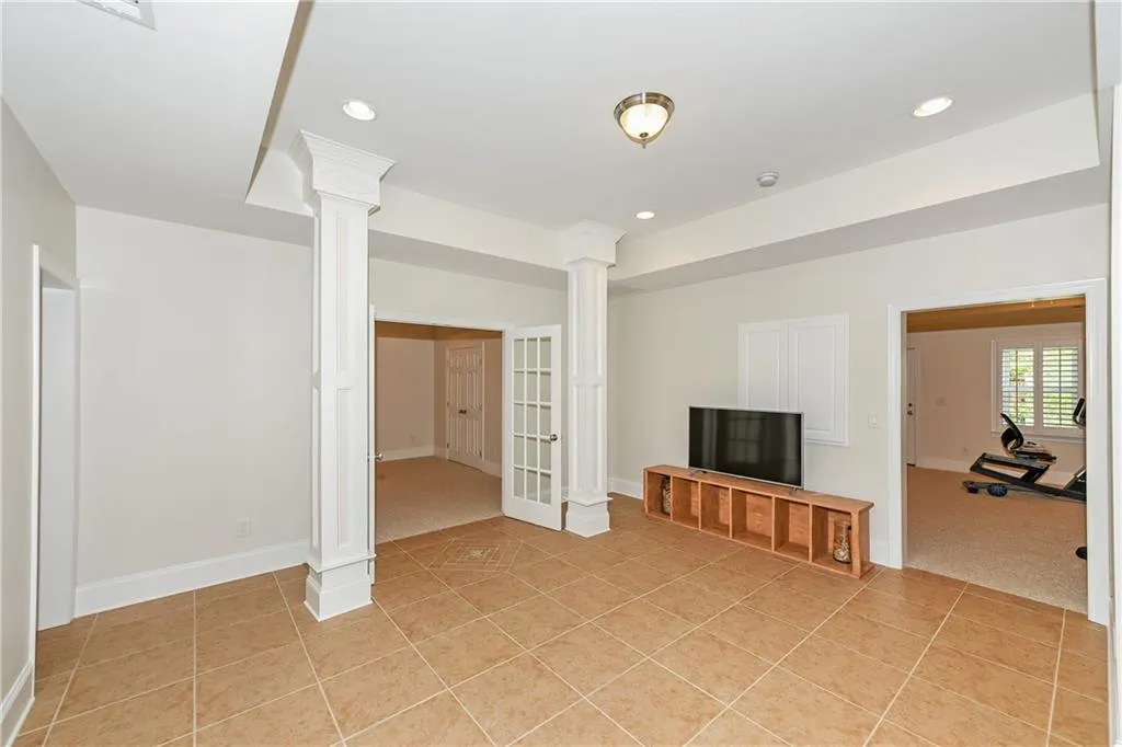 700 Spalding Heights Drive, Sandy Springs, Georgia 30350, 5 Bedrooms Bedrooms, ,4 BathroomsBathrooms,Residential,Sold,700 Spalding Heights Drive,6715498