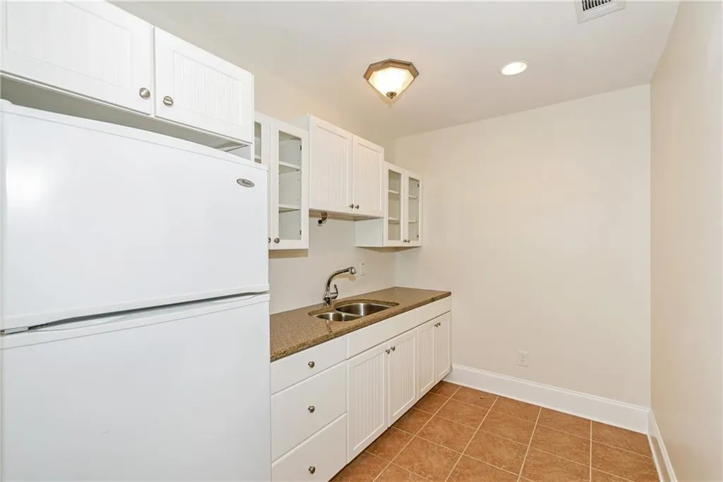 700 Spalding Heights Drive, Sandy Springs, Georgia 30350, 5 Bedrooms Bedrooms, ,4 BathroomsBathrooms,Residential,Sold,700 Spalding Heights Drive,6715498