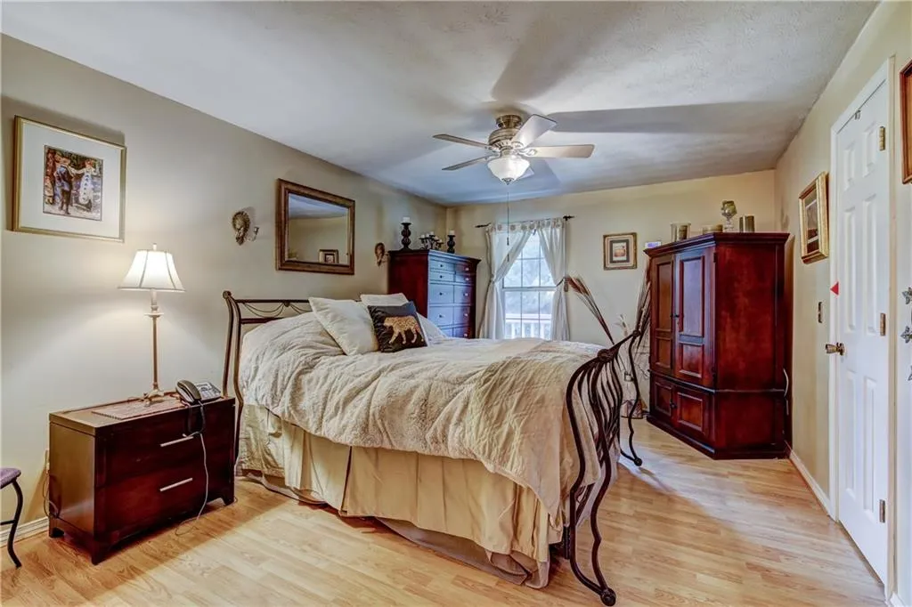 1304 Gettysburg Place, Sandy Springs, Georgia 30350, 2 Bedrooms Bedrooms, ,2 BathroomsBathrooms,Residential,Sold,1304 Gettysburg Place,6048045