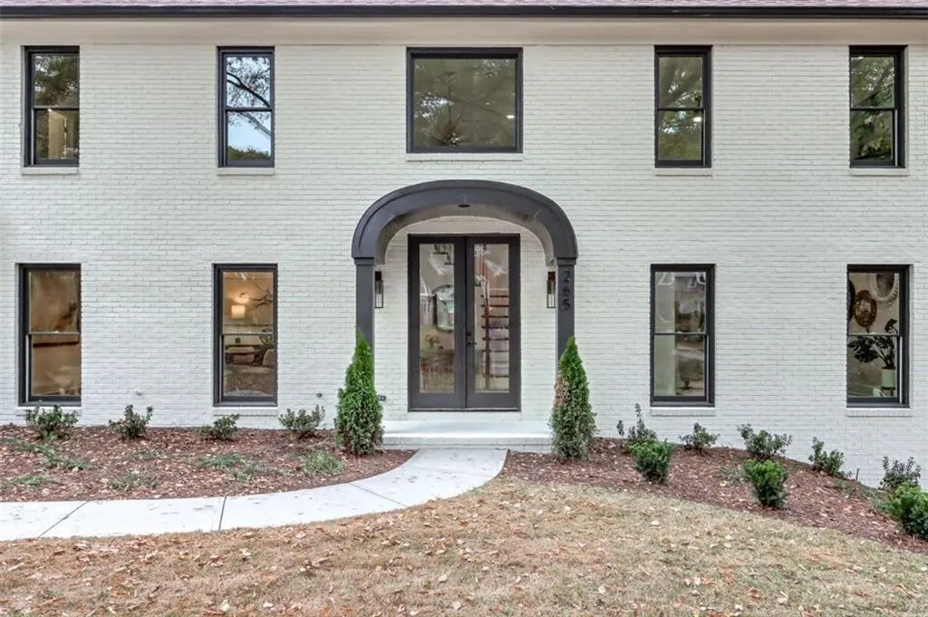 265 Cameron Ridge Drive, Sandy Springs, Georgia 30328, 6 Bedrooms Bedrooms, ,6 BathroomsBathrooms,Residential,Sold,265 Cameron Ridge Drive,6966249