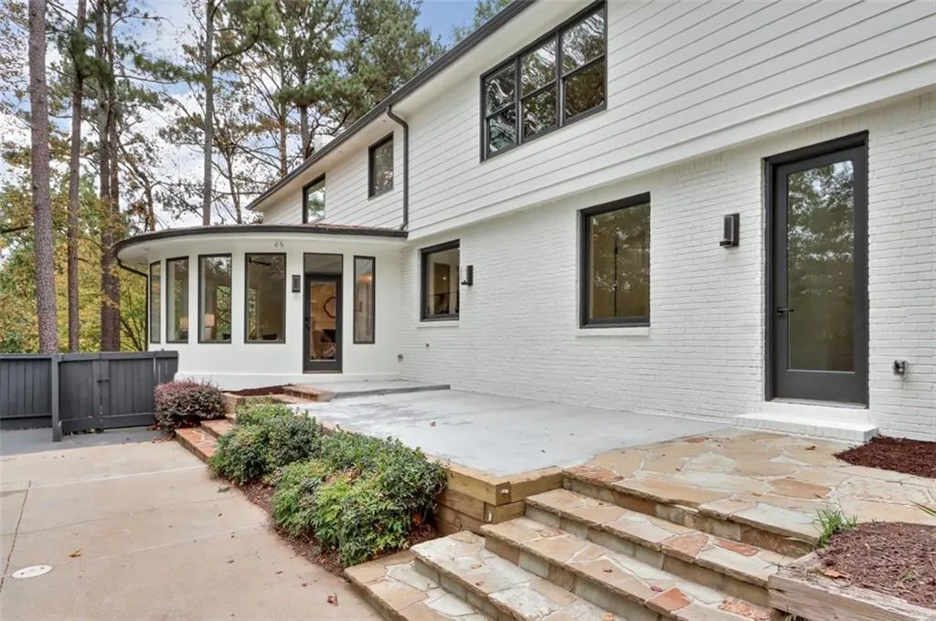 265 Cameron Ridge Drive, Sandy Springs, Georgia 30328, 6 Bedrooms Bedrooms, ,6 BathroomsBathrooms,Residential,Sold,265 Cameron Ridge Drive,6966249