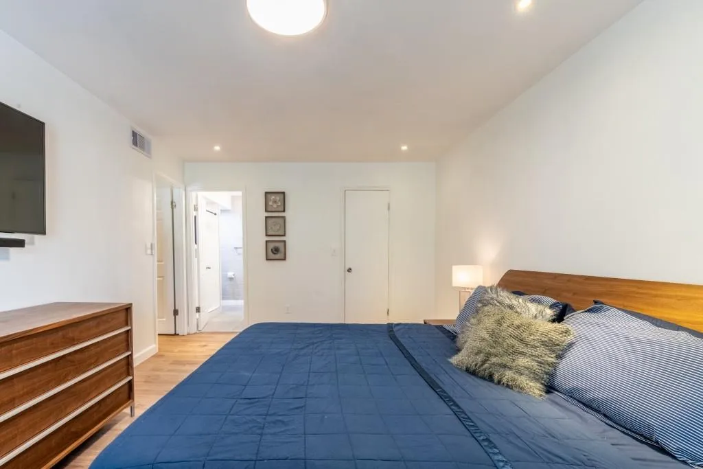 6851 Roswell Road Unit O-33, Sandy Springs, Georgia 30328, 2 Bedrooms Bedrooms, ,2 BathroomsBathrooms,Residential,Sold,6851 Roswell Road Unit O-33,7031666