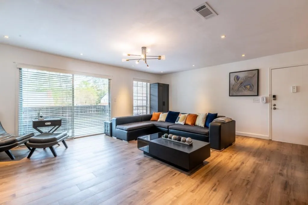 6851 Roswell Road Unit O-33, Sandy Springs, Georgia 30328, 2 Bedrooms Bedrooms, ,2 BathroomsBathrooms,Residential,Sold,6851 Roswell Road Unit O-33,7031666