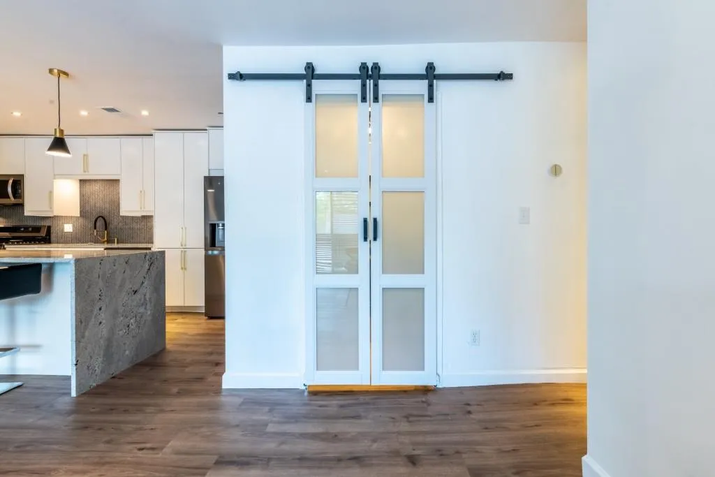 6851 Roswell Road Unit O-33, Sandy Springs, Georgia 30328, 2 Bedrooms Bedrooms, ,2 BathroomsBathrooms,Residential,Sold,6851 Roswell Road Unit O-33,7031666