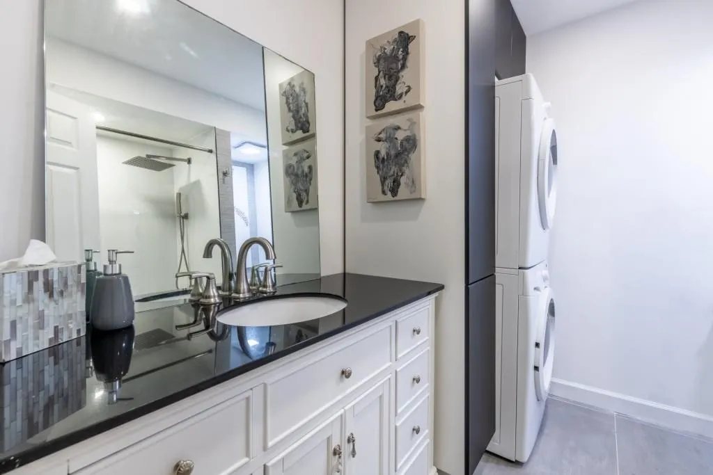 6851 Roswell Road Unit O-33, Sandy Springs, Georgia 30328, 2 Bedrooms Bedrooms, ,2 BathroomsBathrooms,Residential,Sold,6851 Roswell Road Unit O-33,7031666