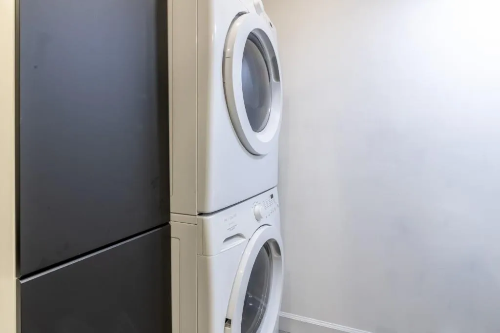 6851 Roswell Road Unit O-33, Sandy Springs, Georgia 30328, 2 Bedrooms Bedrooms, ,2 BathroomsBathrooms,Residential,Sold,6851 Roswell Road Unit O-33,7031666