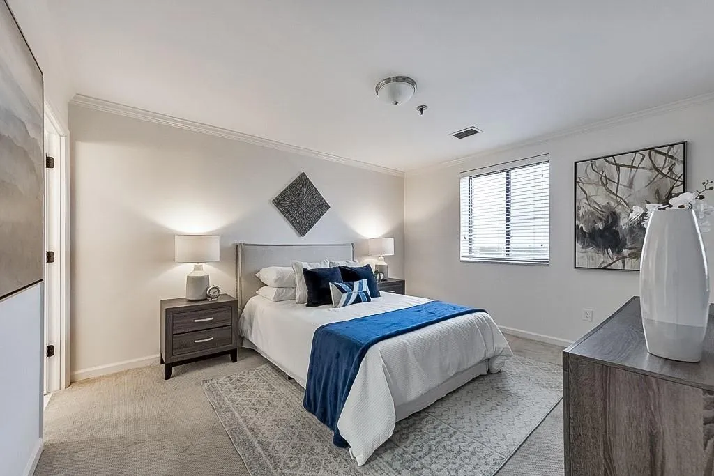 Primary suite