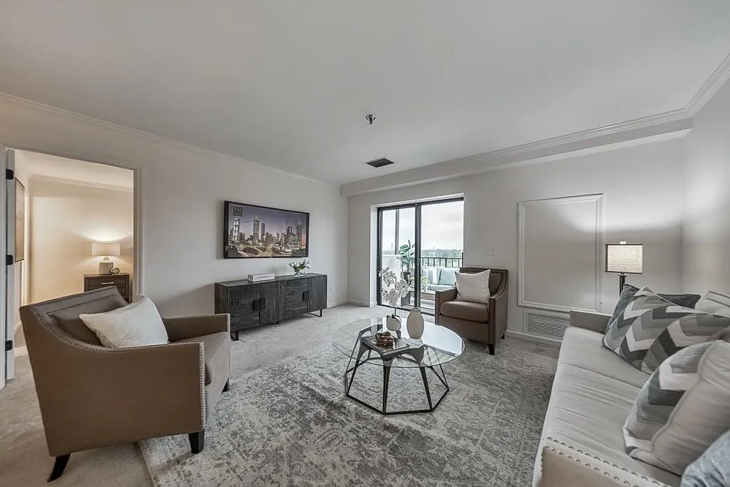 300 Johnson Ferry Road Ne Unit A1008, Atlanta, Georgia 30328, 2 Bedrooms Bedrooms, ,2 BathroomsBathrooms,Residential,Sold,300 Johnson Ferry Road Ne Unit A1008,7552879