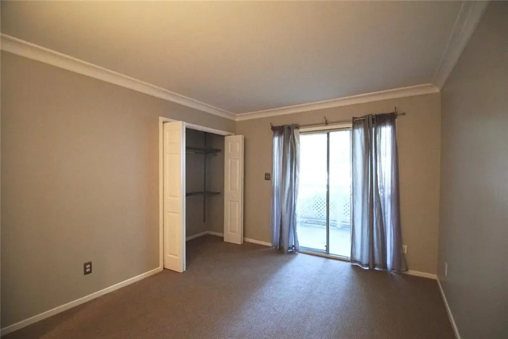 6820 Glenridge Drive Unit C, Atlanta, Georgia 30328, 2 Bedrooms Bedrooms, ,1 BathroomBathrooms,Residential,Sold,6820 Glenridge Drive Unit C,6056549