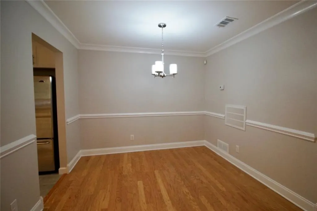 6820 Glenridge Drive Unit C, Atlanta, Georgia 30328, 2 Bedrooms Bedrooms, ,1 BathroomBathrooms,Residential,Sold,6820 Glenridge Drive Unit C,6056549