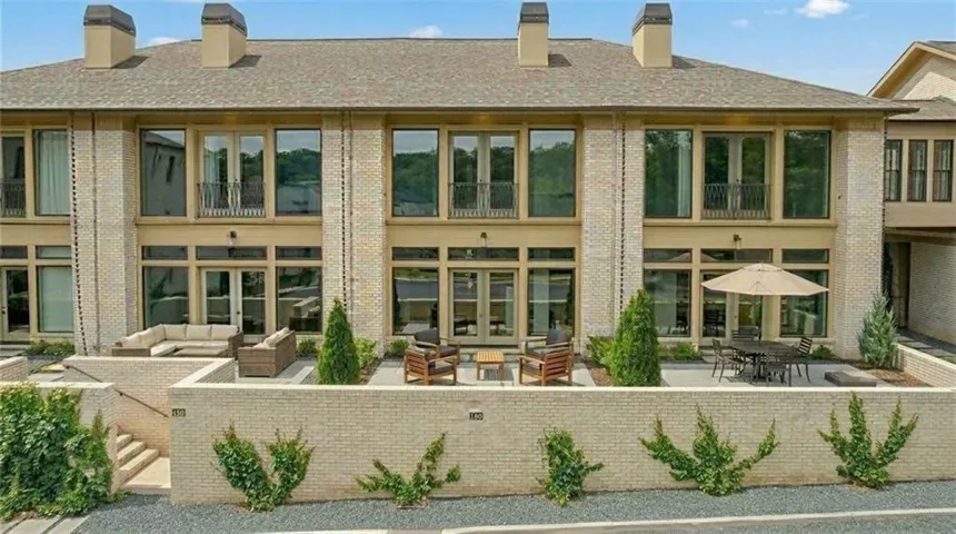140 Rolison Way, Fayetteville, Georgia 30214