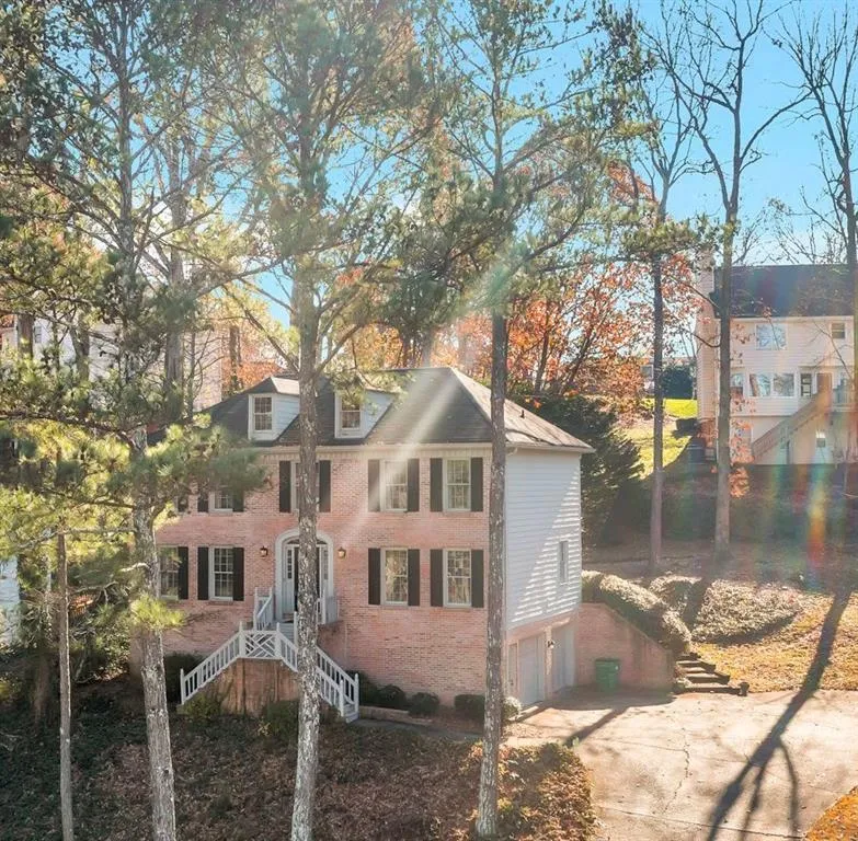 575 Calaveras Drive, Sandy Springs, Georgia 30350, 4 Bedrooms Bedrooms, ,2 BathroomsBathrooms,Residential,Sold,575 Calaveras Drive,7133644