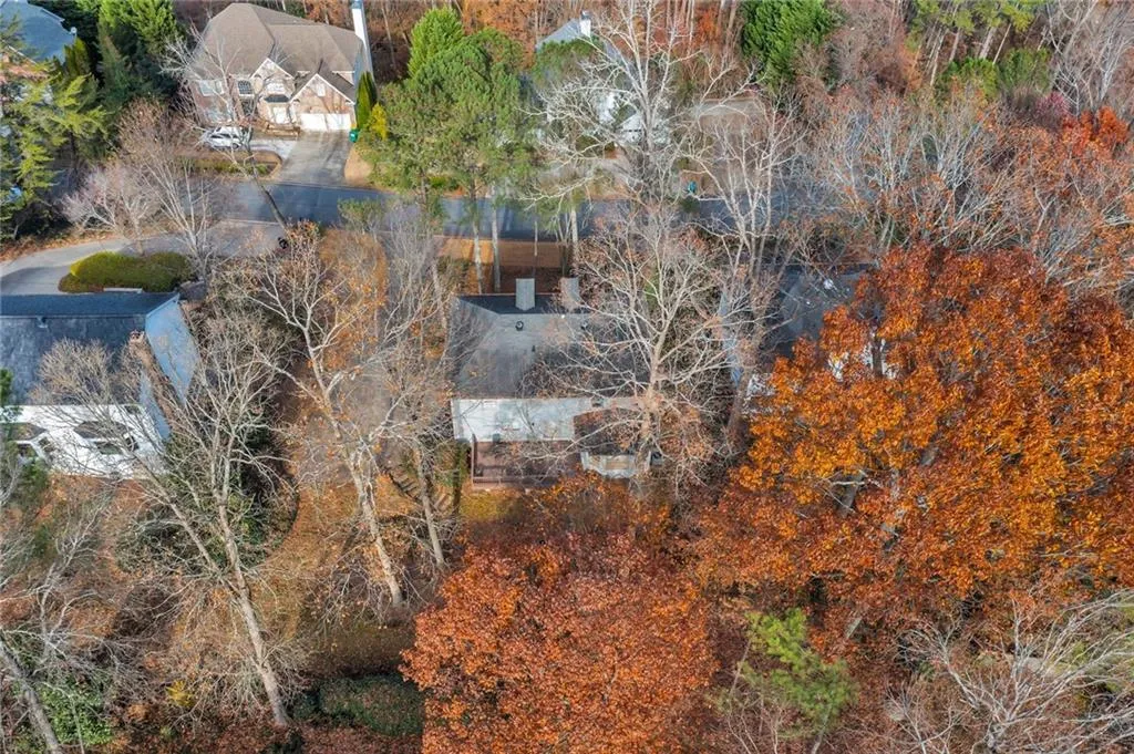 575 Calaveras Drive, Sandy Springs, Georgia 30350, 4 Bedrooms Bedrooms, ,2 BathroomsBathrooms,Residential,Sold,575 Calaveras Drive,7133644