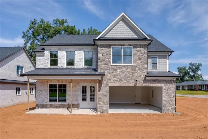 9 Stonehedge Drive, Buford, Georgia 30548