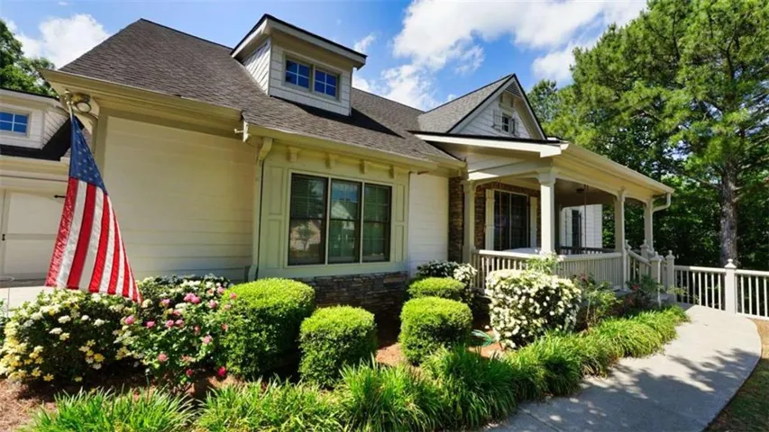 104 Rock Creek Lane, Canton, Georgia 30114