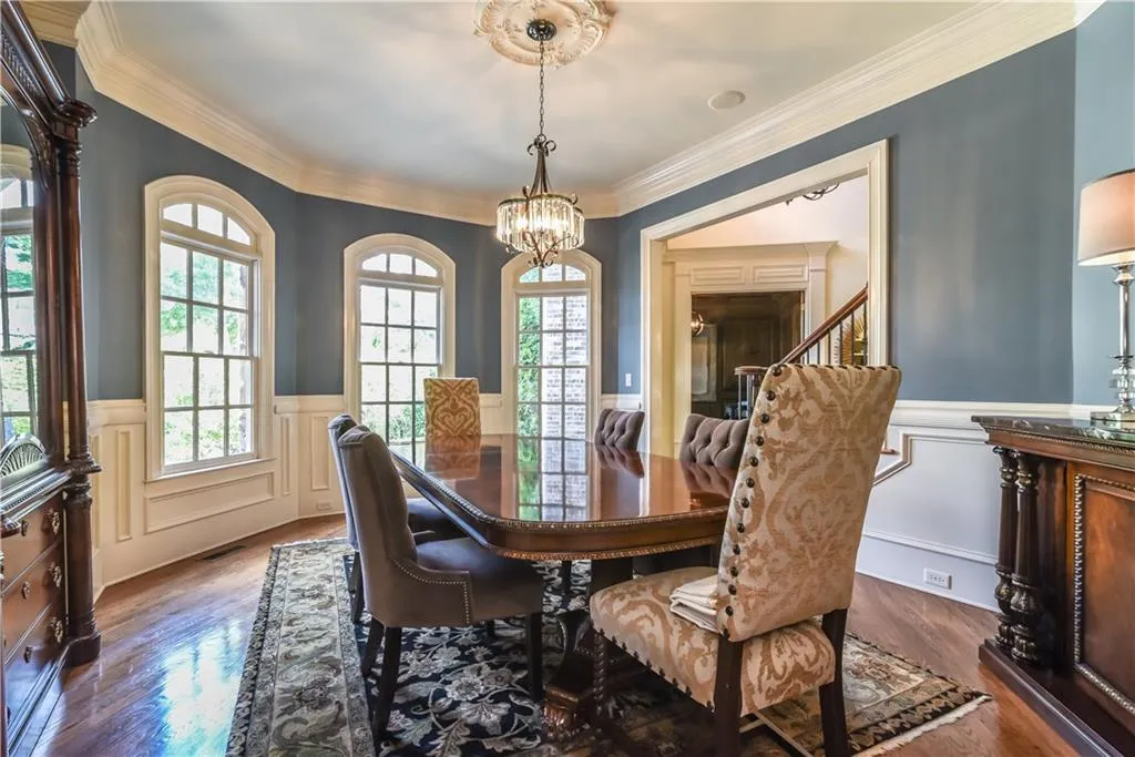 720 Glengate Place, Sandy Springs, Georgia 30328, 5 Bedrooms Bedrooms, ,6 BathroomsBathrooms,Residential,Sold,720 Glengate Place,5751851