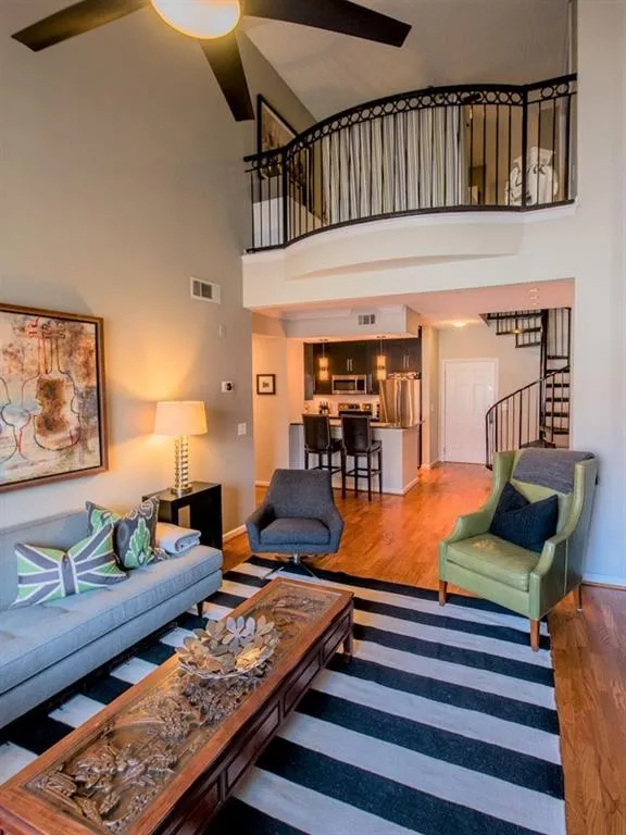 955 Juniper Street Ne Unit 2316, Atlanta, Georgia 30309, 2 Bedrooms Bedrooms, ,1 BathroomBathrooms,Residential,Sold,955 Juniper Street Ne Unit 2316,5910889