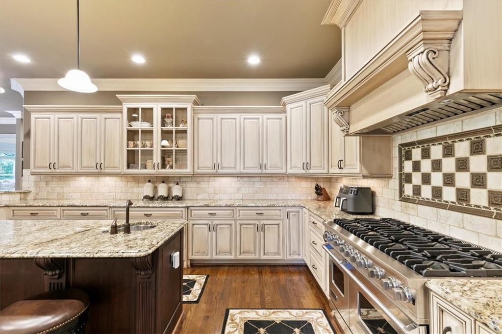 101 Long Island Place, Sandy Springs, Georgia 30328, 5 Bedrooms Bedrooms, ,5 BathroomsBathrooms,Residential,Sold,101 Long Island Place,7274216