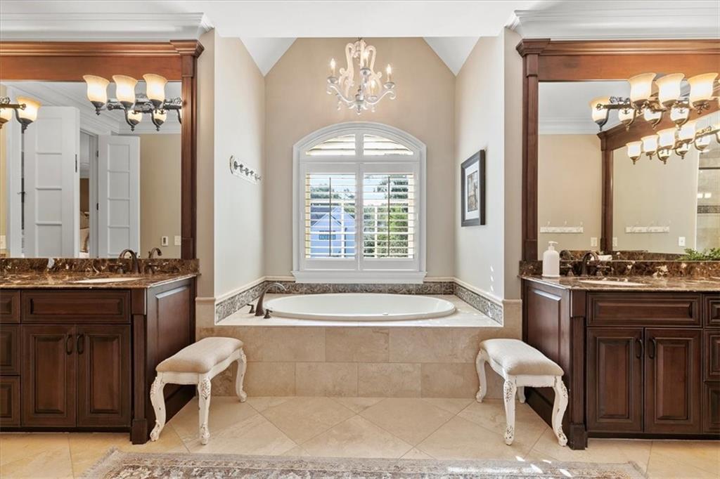 101 Long Island Place, Sandy Springs, Georgia 30328, 5 Bedrooms Bedrooms, ,5 BathroomsBathrooms,Residential,Sold,101 Long Island Place,7274216