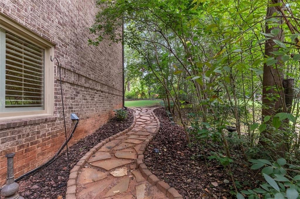 101 Long Island Place, Sandy Springs, Georgia 30328, 5 Bedrooms Bedrooms, ,5 BathroomsBathrooms,Residential,Sold,101 Long Island Place,7274216