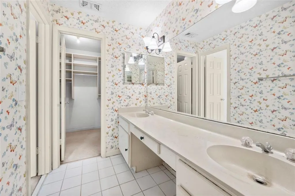 303 Brandywine Circle, Atlanta, Georgia 30350, 3 Bedrooms Bedrooms, ,2 BathroomsBathrooms,Residential,For Sale,303 Brandywine Circle,7544770