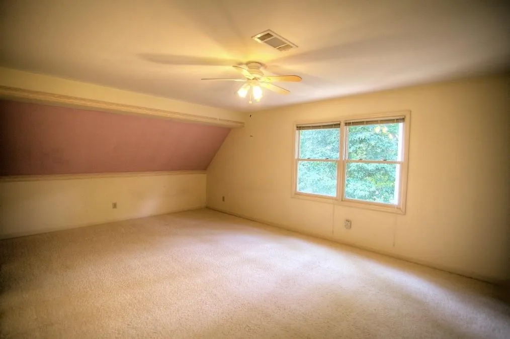 8240 Grogans Ferry Road, Sandy Springs, Georgia 30350, 4 Bedrooms Bedrooms, ,4 BathroomsBathrooms,Residential,Sold,8240 Grogans Ferry Road,5729035