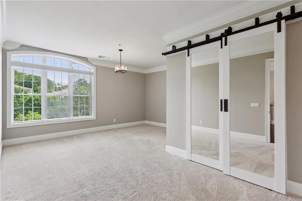3280 Stillhouse Lane Se Unit 401, Atlanta, Georgia 30339, 3 Bedrooms Bedrooms, ,2 BathroomsBathrooms,Residential,For Sale,3280 Stillhouse Lane Se Unit 401,7580354
