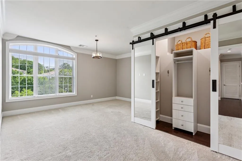 3280 Stillhouse Lane Se Unit 401, Atlanta, Georgia 30339, 3 Bedrooms Bedrooms, ,2 BathroomsBathrooms,Residential,For Sale,3280 Stillhouse Lane Se Unit 401,7580354