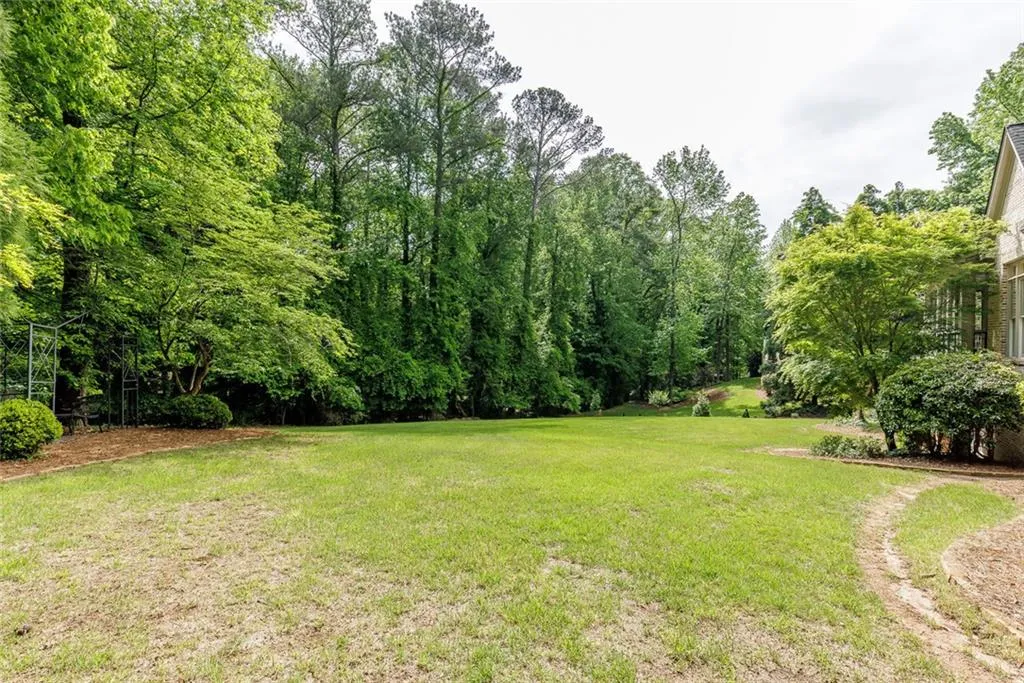 1575 Spalding Drive, Sandy Springs, Georgia 30350, 6 Bedrooms Bedrooms, ,5 BathroomsBathrooms,Residential,Sold,1575 Spalding Drive,7569214