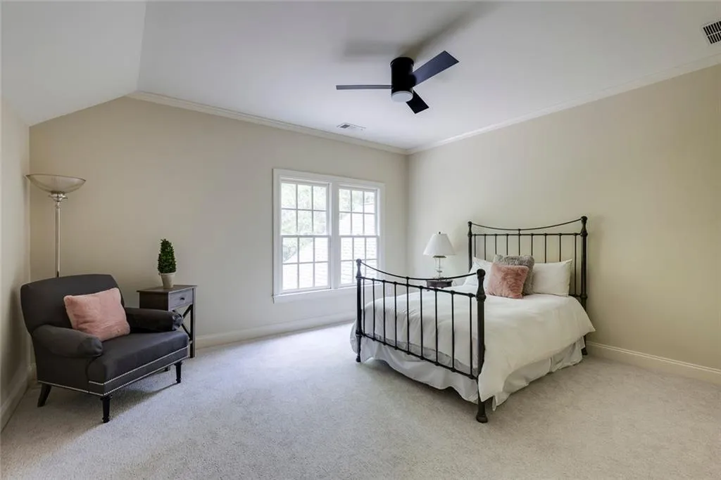 1575 Spalding Drive, Sandy Springs, Georgia 30350, 6 Bedrooms Bedrooms, ,5 BathroomsBathrooms,Residential,Sold,1575 Spalding Drive,7569214