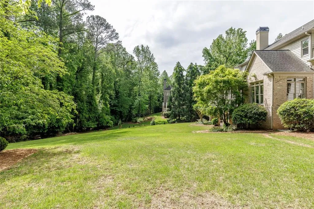 1575 Spalding Drive, Sandy Springs, Georgia 30350, 6 Bedrooms Bedrooms, ,5 BathroomsBathrooms,Residential,Sold,1575 Spalding Drive,7569214