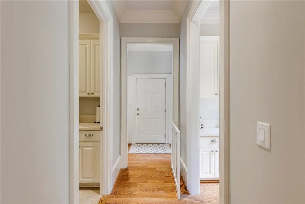 1575 Spalding Drive, Sandy Springs, Georgia 30350, 6 Bedrooms Bedrooms, ,5 BathroomsBathrooms,Residential,Sold,1575 Spalding Drive,7569214